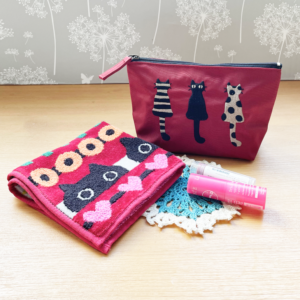 Alternative view of Trousse T NAKAYOSHI couleur R(rouge)